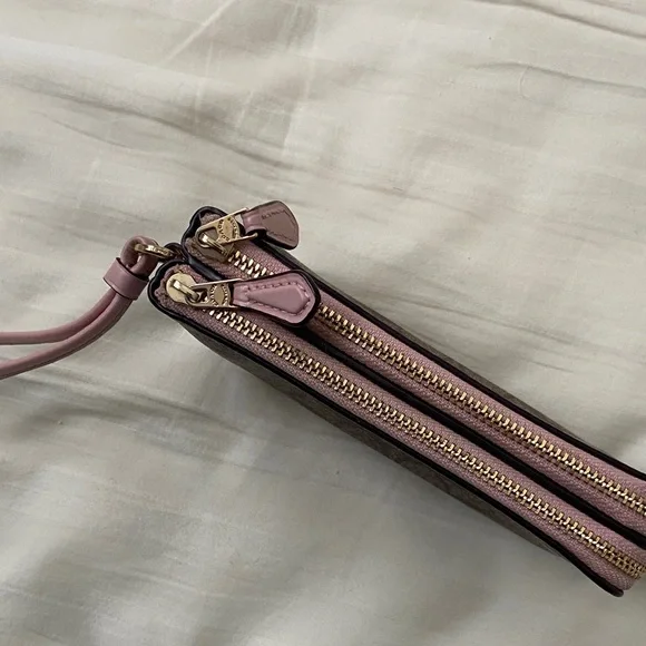 Coach Signature Brown and Pink Wristlet - Picture 4 of 8